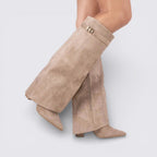 Lugane - Knöchelhohe Damenstiefel mit Schnallenriemen - Suede Shark Boots