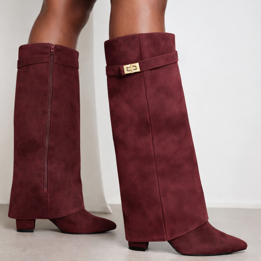 Lugane - Knöchelhohe Damenstiefel mit Schnallenriemen - Suede Shark Boots