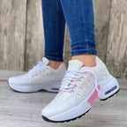 Lugane - Damen Low-Top Sneaker mit Schnürung und seitlichem Cut-Out